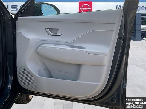 Used 2025 Hyundai Kona SEL AWD/4WD image 27