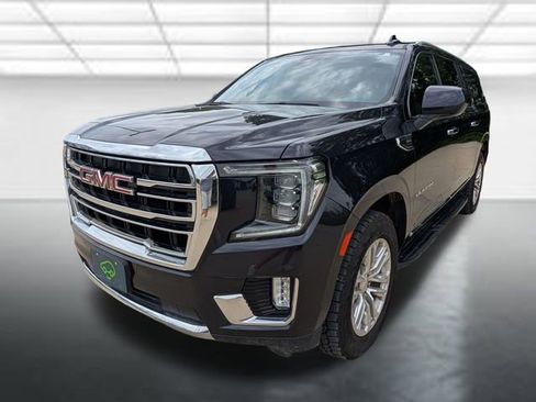 Used 2023 GMC Yukon XL SLT AWD/4WD image 31
