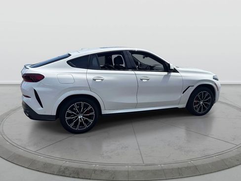 Used 2026 BMW X6 xDrive40i w/ Climate Comfort Package AWD/4WD image 13