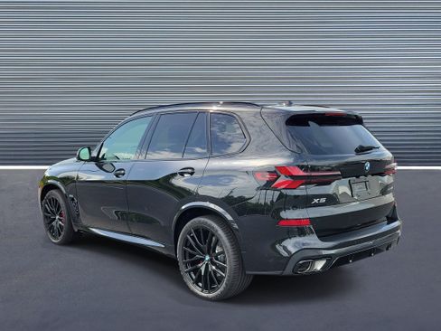 New 2026 BMW X5 xDrive40i w/ Executive Package AWD/4WD image 4