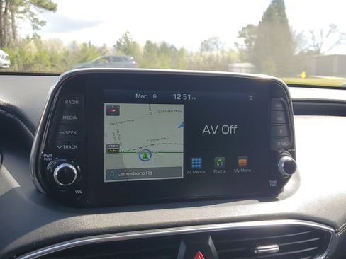 Used 2019 Hyundai Santa Fe AWD image 19