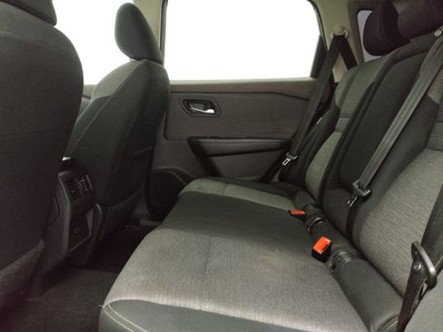 Used 2023 Nissan Rogue SV FWD image 18