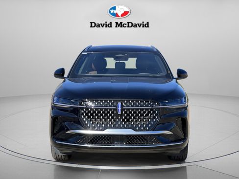 New 2026 Lincoln Nautilus Reserve image 8