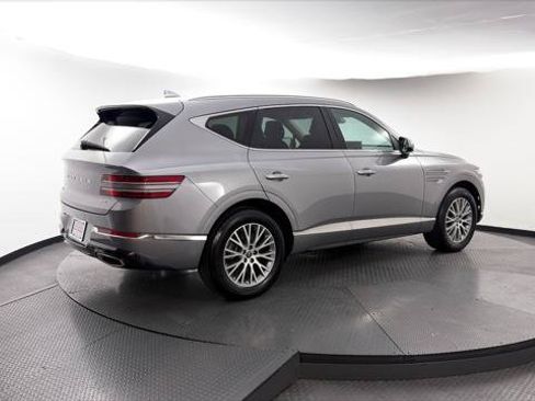 Used 2024 Genesis GV80 2.5T AWD/4WD image 8