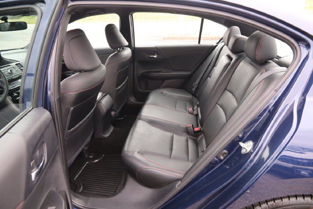 Used 2017 Honda Accord Sport Special Edition image 9