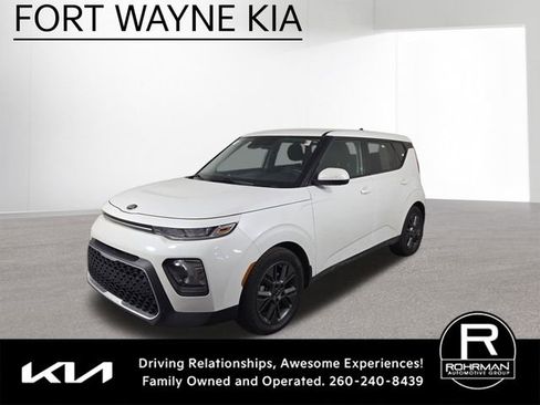 Certified 2021 Kia Soul S image 1