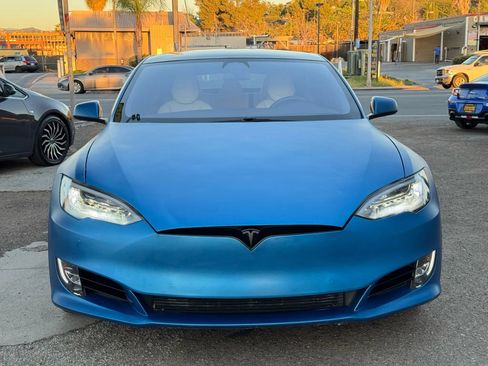Used 2020 Tesla Model S Performance image 4