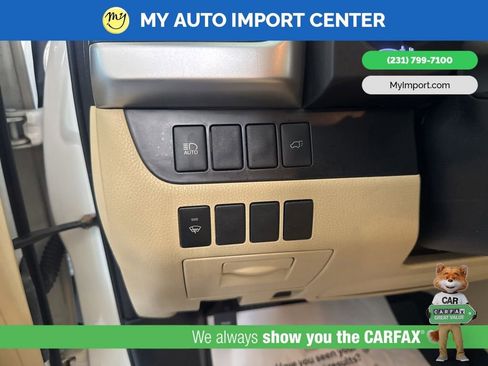 Used 2018 Toyota Highlander XLE AWD/4WD image 14