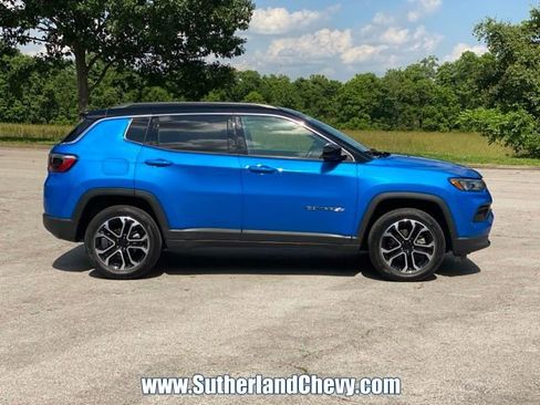 Used 2022 Jeep Compass Limited AWD/4WD image 8