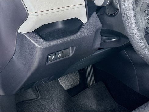 Certified 2025 Toyota RAV4 XLE image 10