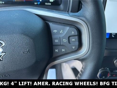 New 2025 Ford Bronco Badlands image 16