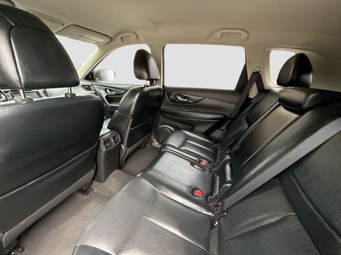 Used 2017 Nissan Rogue SL image 22