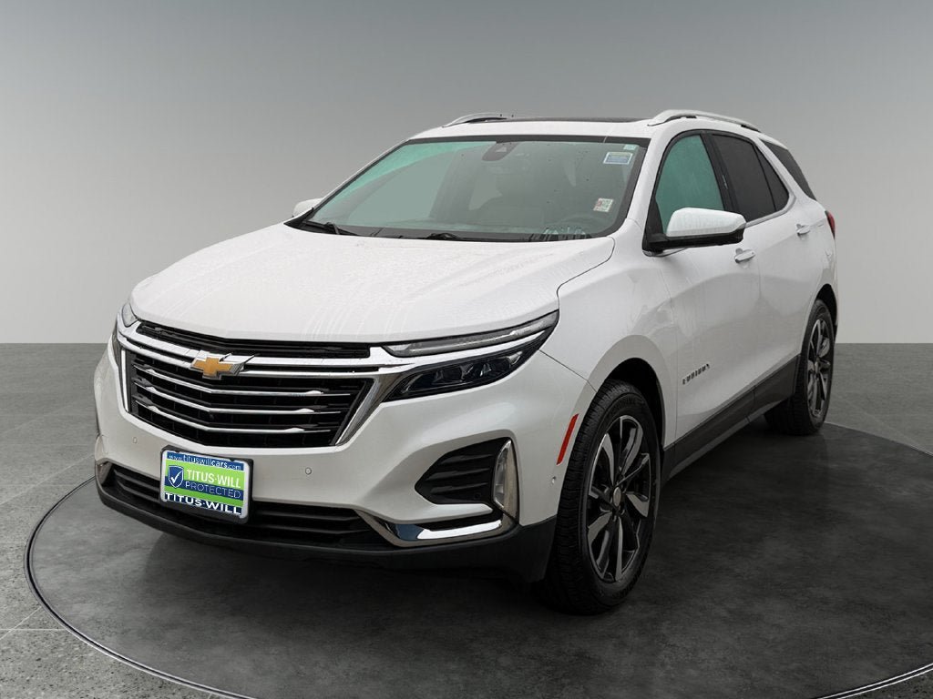 Used 2023 Chevrolet Equinox Premier AWD/4WD image 3