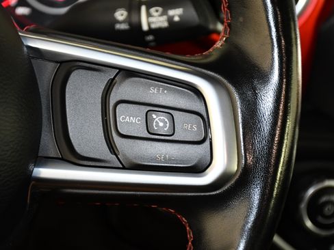Used 2020 Jeep Gladiator Rubicon w/ LED Lighting Group AWD/4WD image 23