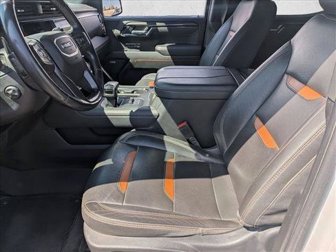 Used 2023 GMC Sierra 1500 AT4 w/ AT4 Preferred Package AWD/4WD image 14