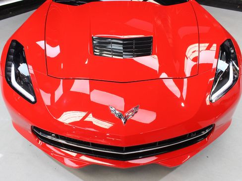 Used 2019 Chevrolet Corvette Stingray Convertible w/ 2LT Preferred Equipment Group image 6