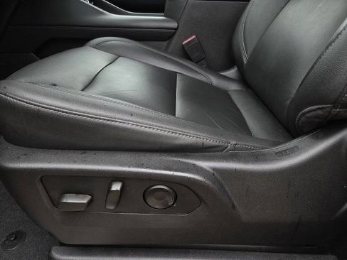 Used 2021 Chevrolet Tahoe Z71 AWD/4WD image 18