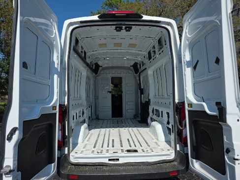 Used 2023 Ford Transit 250 148 High Roof image 18