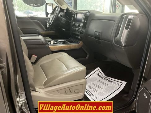Used 2015 Chevrolet Silverado 2500 LTZ w/ Duramax Plus Package AWD/4WD image 36