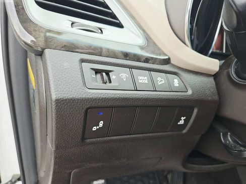 Used 2017 Hyundai Santa Fe Sport AWD/4WD image 29