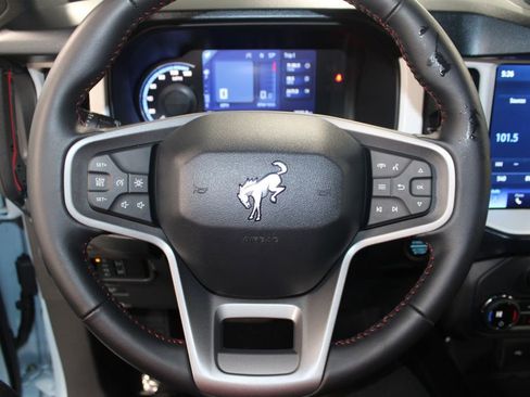 Used 2024 Ford Bronco Heritage Edition image 31