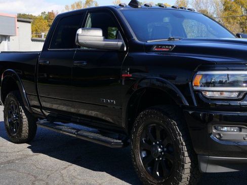 Used 2019 RAM 2500 Laramie w/ Black Appearance Package image 42