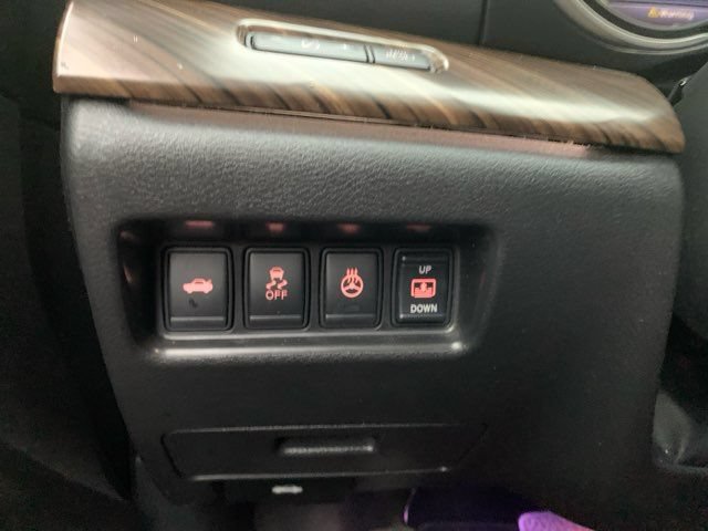 Used 2016 Nissan Maxima Platinum w/ Interior Lighting Package FWD image 30