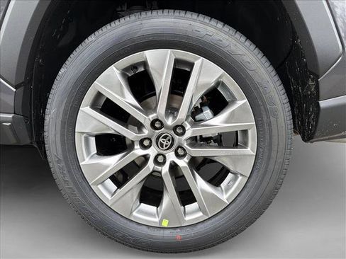 New 2025 Toyota RAV4 XLE Premium image 9