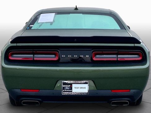 Used 2023 Dodge Challenger R/T RWD image 5