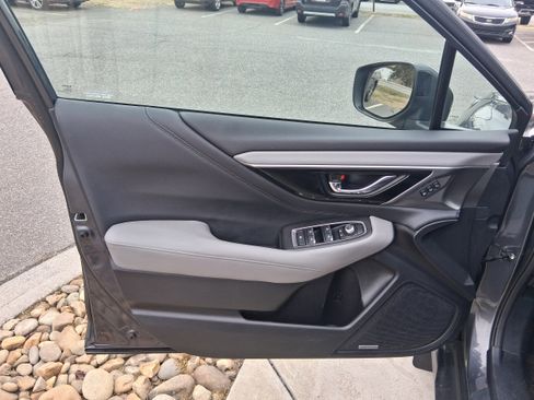 Certified 2025 Subaru Outback image 13