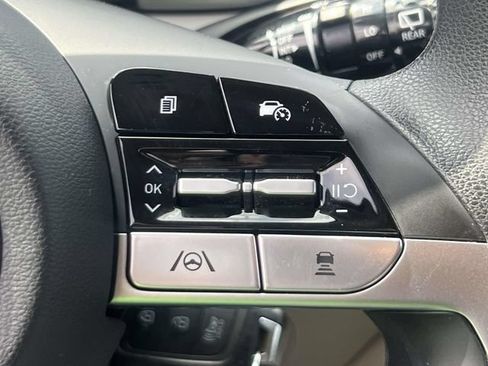Certified 2023 Hyundai Tucson SE AWD/4WD image 22