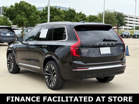 Certified 2025 Volvo XC90 B5 Plus AWD/4WD image 6