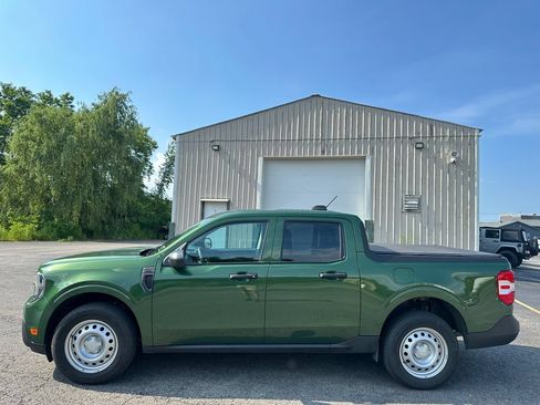 Used 2025 Ford Maverick XL w/ Equipment Group 101A AWD/4WD image 7