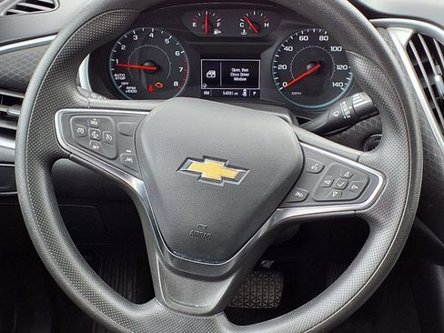 Used 2024 Chevrolet Malibu LT FWD image 19