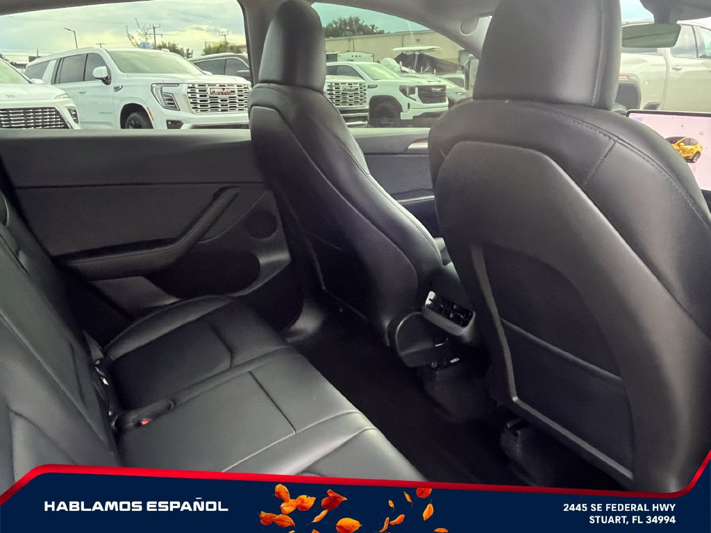 Used 2024 Tesla Model Y Long Range RWD image 18