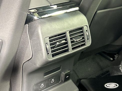 Certified 2026 Land Rover Range Rover Velar Dynamic SE image 27
