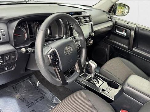 Certified 2024 Toyota 4Runner TRD Off-Road image 11