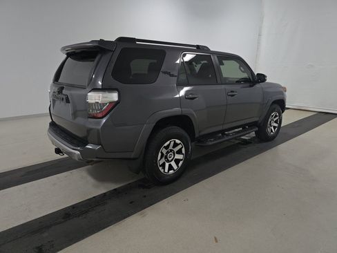 Used 2020 Toyota 4Runner TRD Off-Road Premium image 5