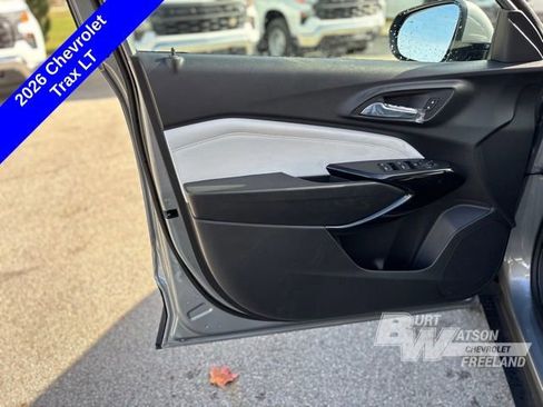 New 2026 Chevrolet Trax LT image 10