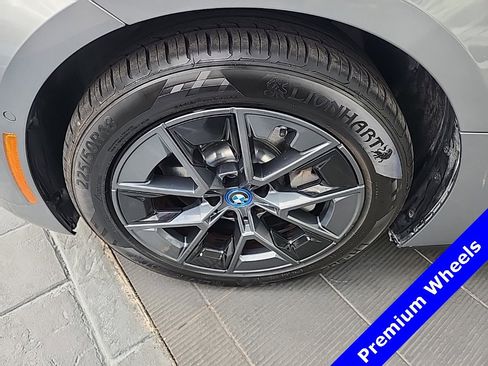 Used 2023 BMW i4 eDrive40 w/ Parking Assistance Package image 7