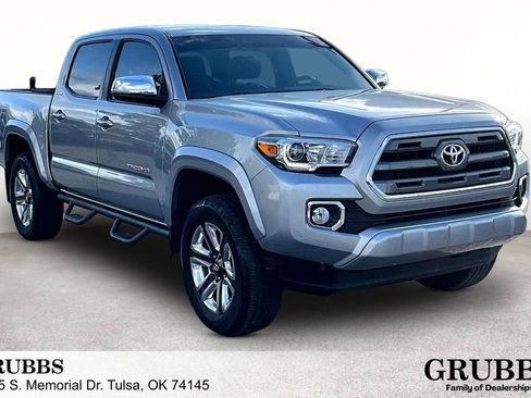 Used 2017 Toyota Tacoma Limited w/ Tow Package AWD/4WD image 1