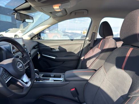 New 2025 Nissan Sentra SR image 26