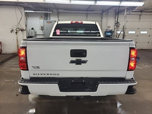 Used 2018 Chevrolet Silverado 1500 Custom w/ Custom Value Package AWD/4WD image 10