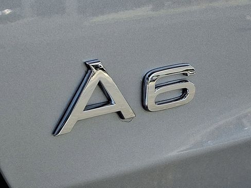 Used 2025 Audi A6 Premium Plus image 31