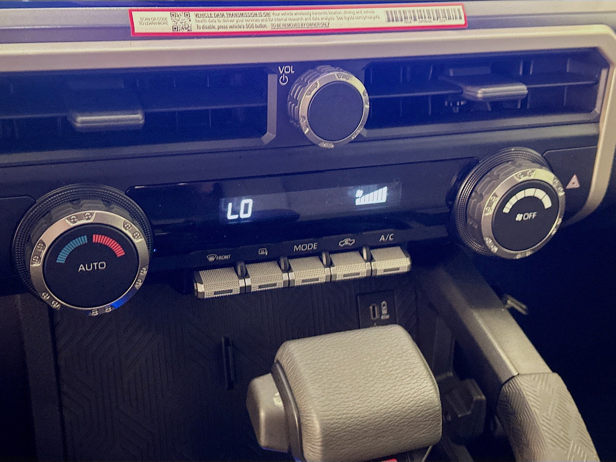 Used 2025 Toyota Tacoma TRD Off-Road AWD/4WD image 24