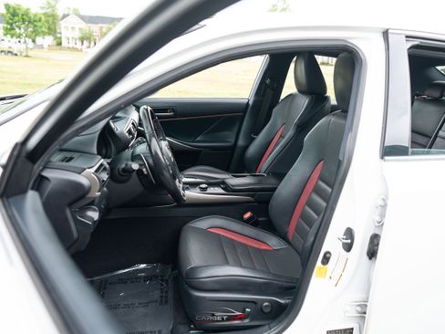 Used 2019 Lexus IS 300 w/ Navigation Package RWD image 16