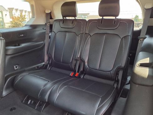 Used 2022 Jeep Grand Cherokee L Limited image 25