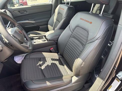 New 2026 Nissan Pathfinder Rock Creek AWD/4WD image 24