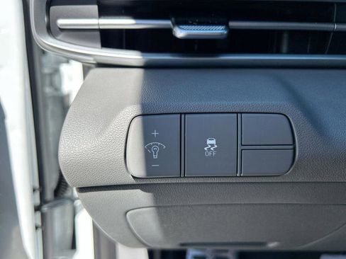 New 2026 Hyundai Elantra Sport FWD image 25