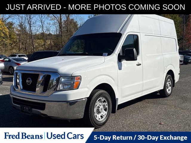 Used 2013 Nissan NV 2500 SV w/ Side Curtain Airbag Pkg RWD image 3